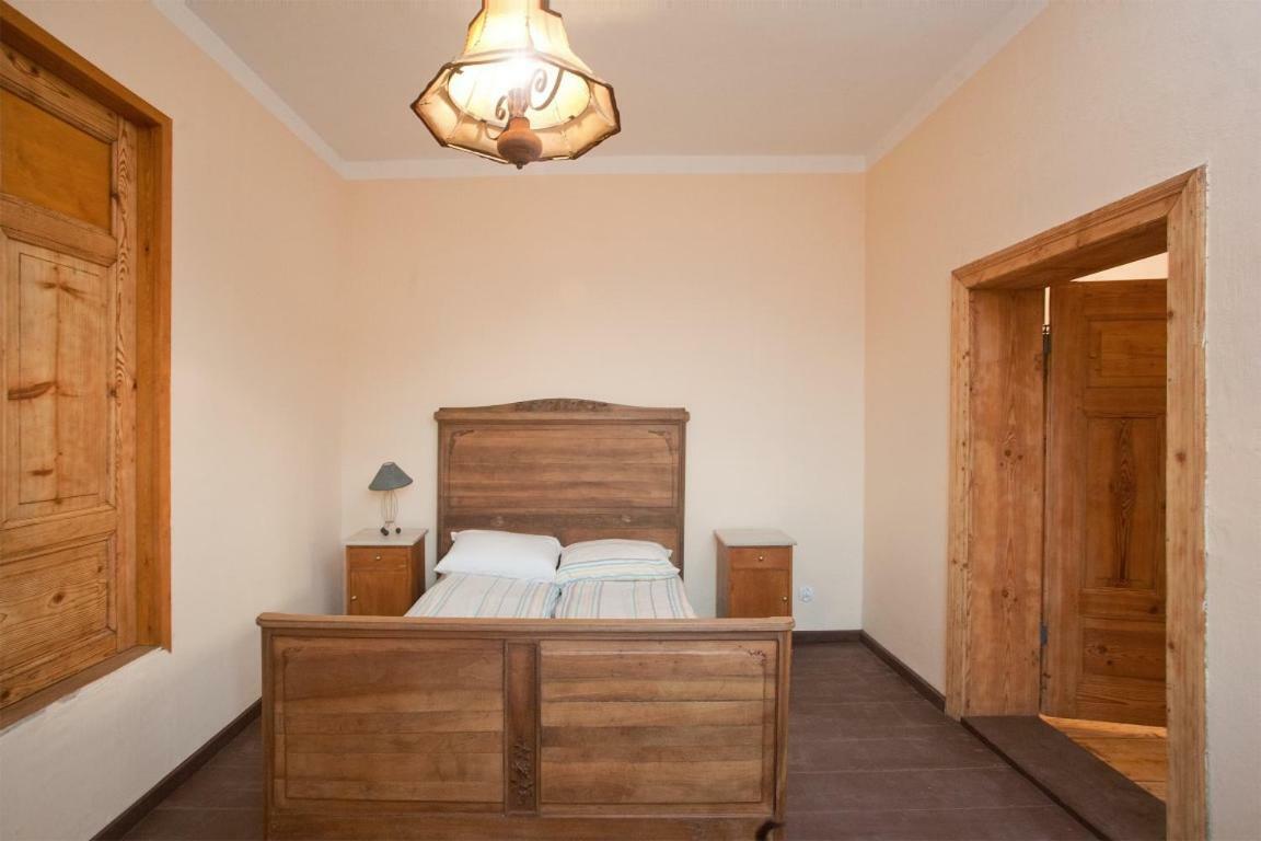 Gosciniec Kaszarnia Kamienne Farm stay